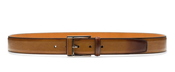 Magnanni Velaz belt with a silver square bar buckle, isolated on a white background.