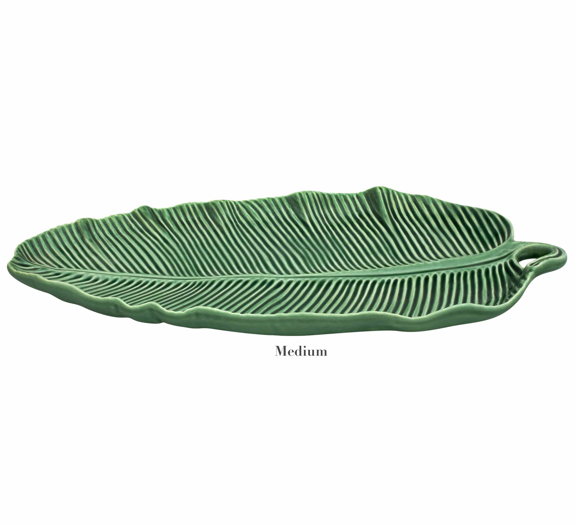 Medium green leaf-shaped ceramic platter with a ridged texture from the Bordallo Pinheiro Banana Leaves Platter Collection.