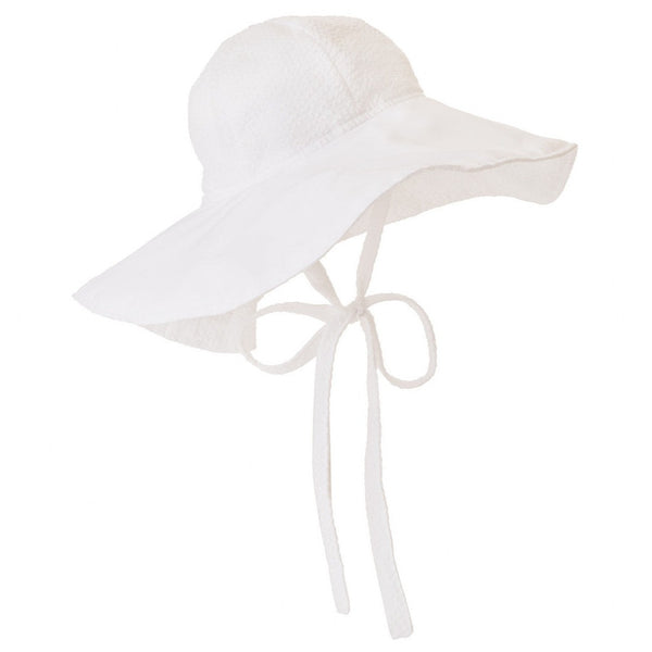 A stylish white The Beaufort Bonnet Company Cissy Sunhat with a bow perfect for southern hospitality.