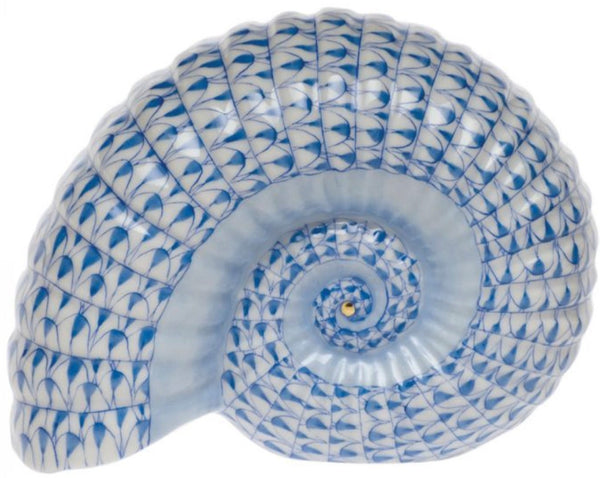 A hand-painted Herend Ammonite Nautilus shell in blue and white.
