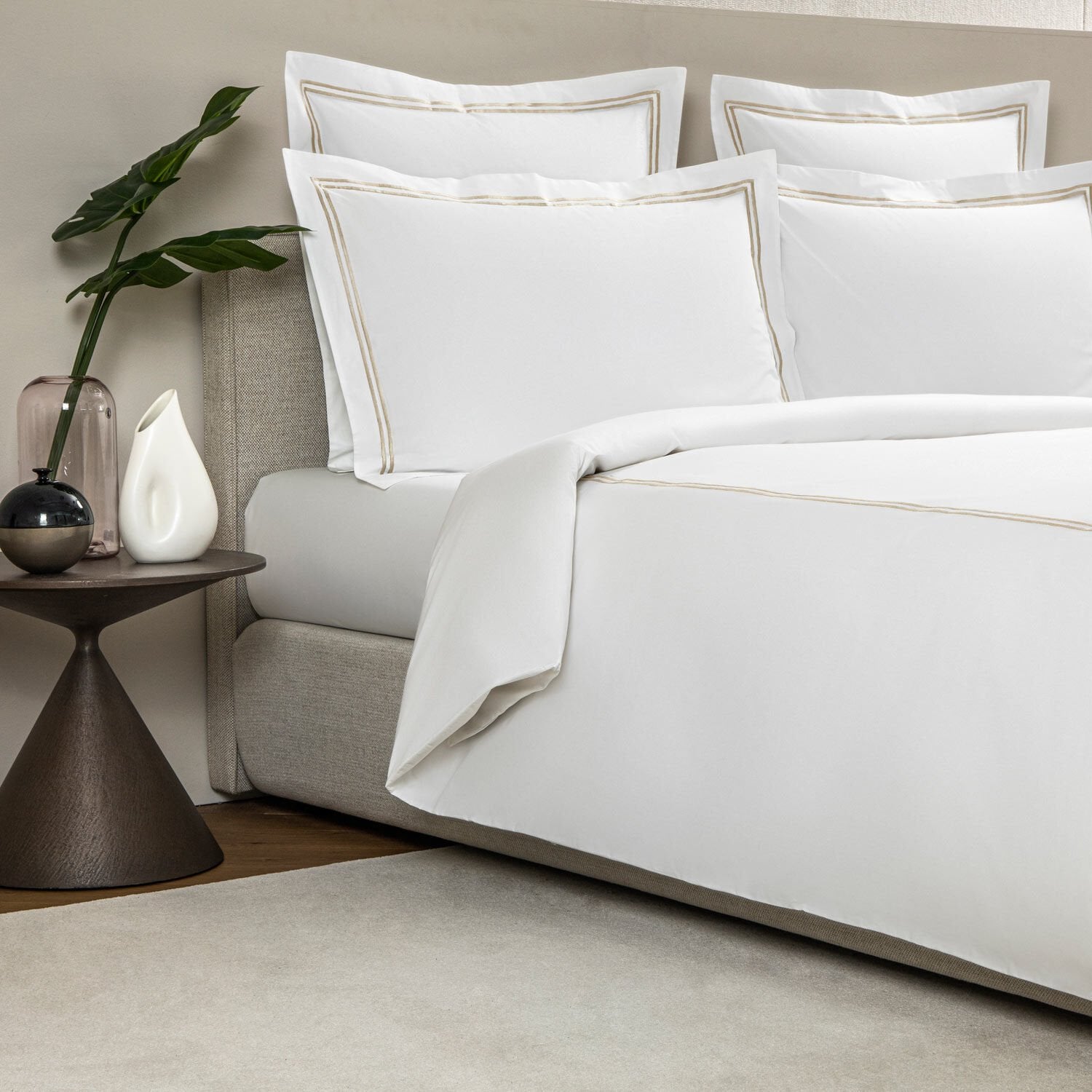 Classic White/Khaki Bedding Collection - Thumbnail 3