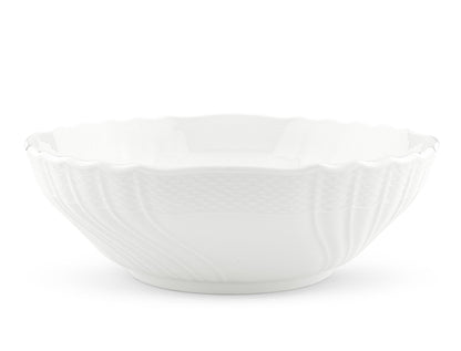 The Vecchio White Salad Bowl by Ginori 1735 is a handcrafted porcelain bowl with a scalloped rim and textured pattern, photographed on a plain white background.
