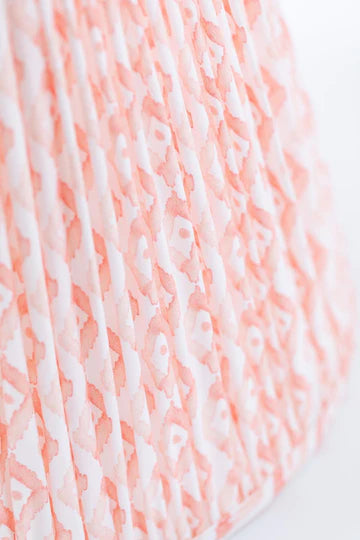 Small Beach Diamond Shade in Peach - Thumbnail 4