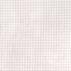 Crafted by Gooselings, the Pink Picnic Gingham Bedding showcases a light pink and white gingham pattern with small, evenly spaced checks. Made from pure materials and OEKO-TEX certified, this breathable baby blanket ensures peace of mind for you and comfort for your little one.