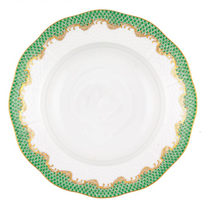 This hand-painted white decorative plate, featuring a scalloped design and a green and gold patterned border, makes an exquisite wedding or anniversary gift. Its timeless elegance is inspired by the Herend Fish Scale Evergreen Collection from Herend.