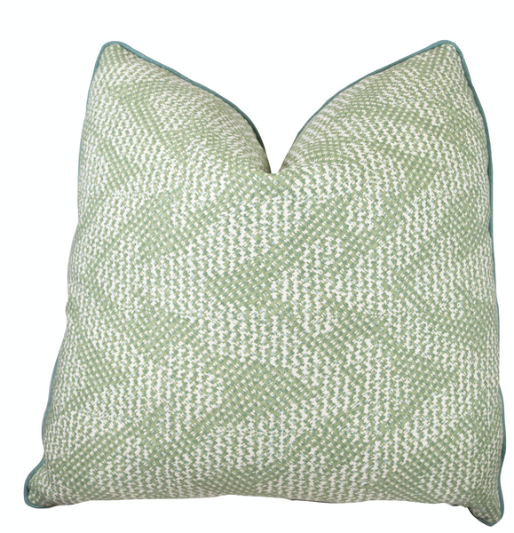 Grande Gran Green Pillow