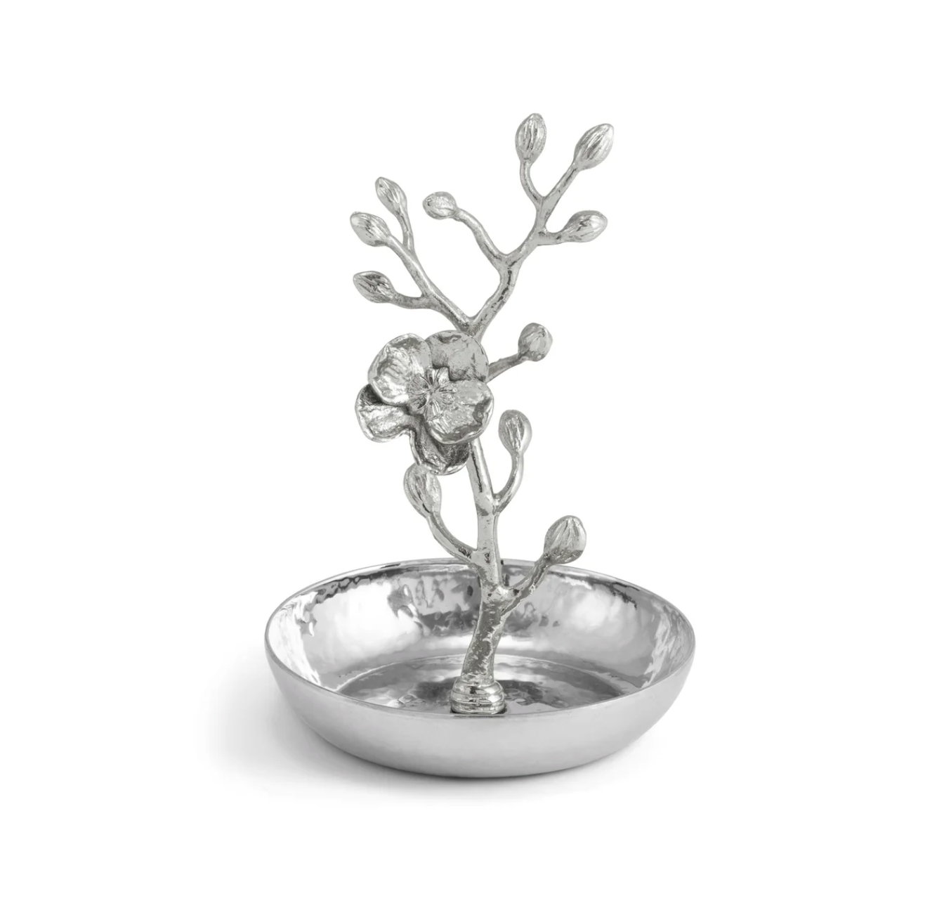 Handcrafted in Michael Aram’s signature style, the White Orchid Ring Catchall features a silver-colored metal dish with a raised, textured branch adorned with buds and a single flower at its center. This elegant jewelry holder is perfect for storing small items or jewelry while enhancing your decor.