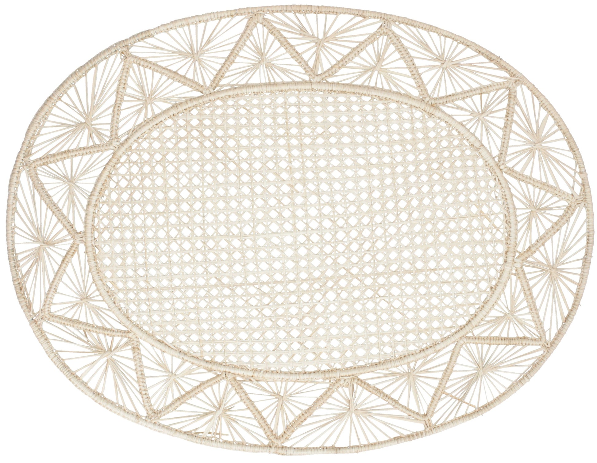 The Lore Placemat by Mercedes Salazar is an oval, handcrafted piece with a geometric design and a woven raffia center in calming beige tones, beautifully crafted in Colombia.