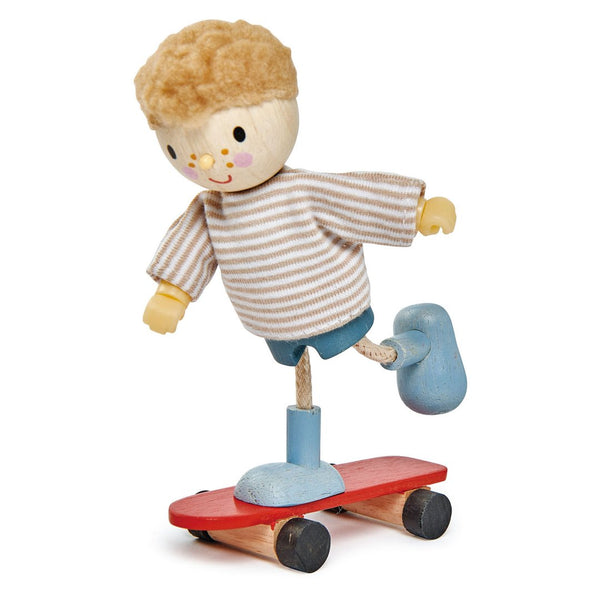 Tenderleaf Edward & His Skateboard