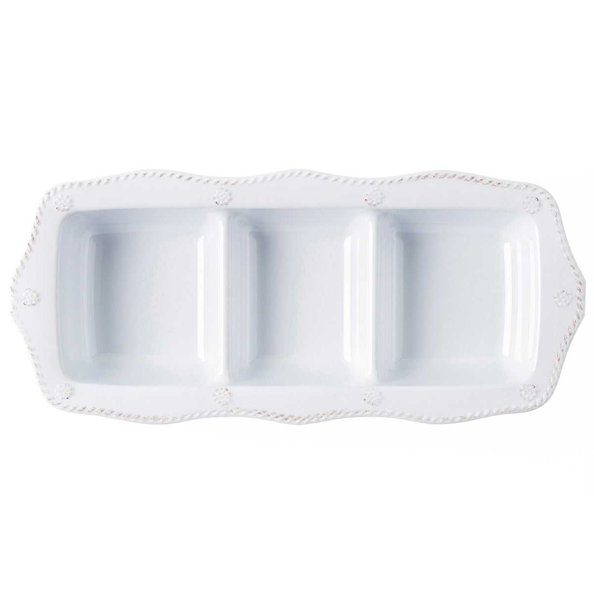 The Juliska Berry & Thread Melamine Whitewash Triple Section Server features three compartments and decorative edges, is crafted from durable melamine, and is dishwasher safe for easy cleanup.