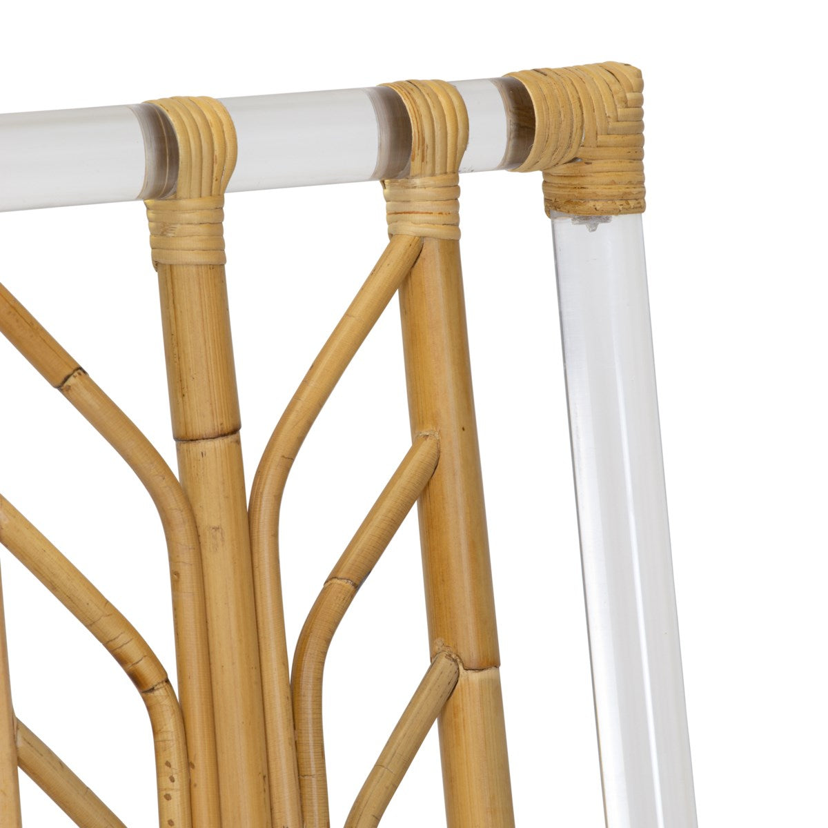 Close-up of a bamboo and clear Selamat clothes rail with a Sea Cliff background.